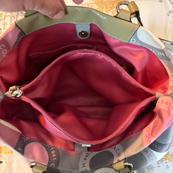 Coach F15504 Ashley Signature Snaphead Carryall Satchel EUC - Picture 6 of 10